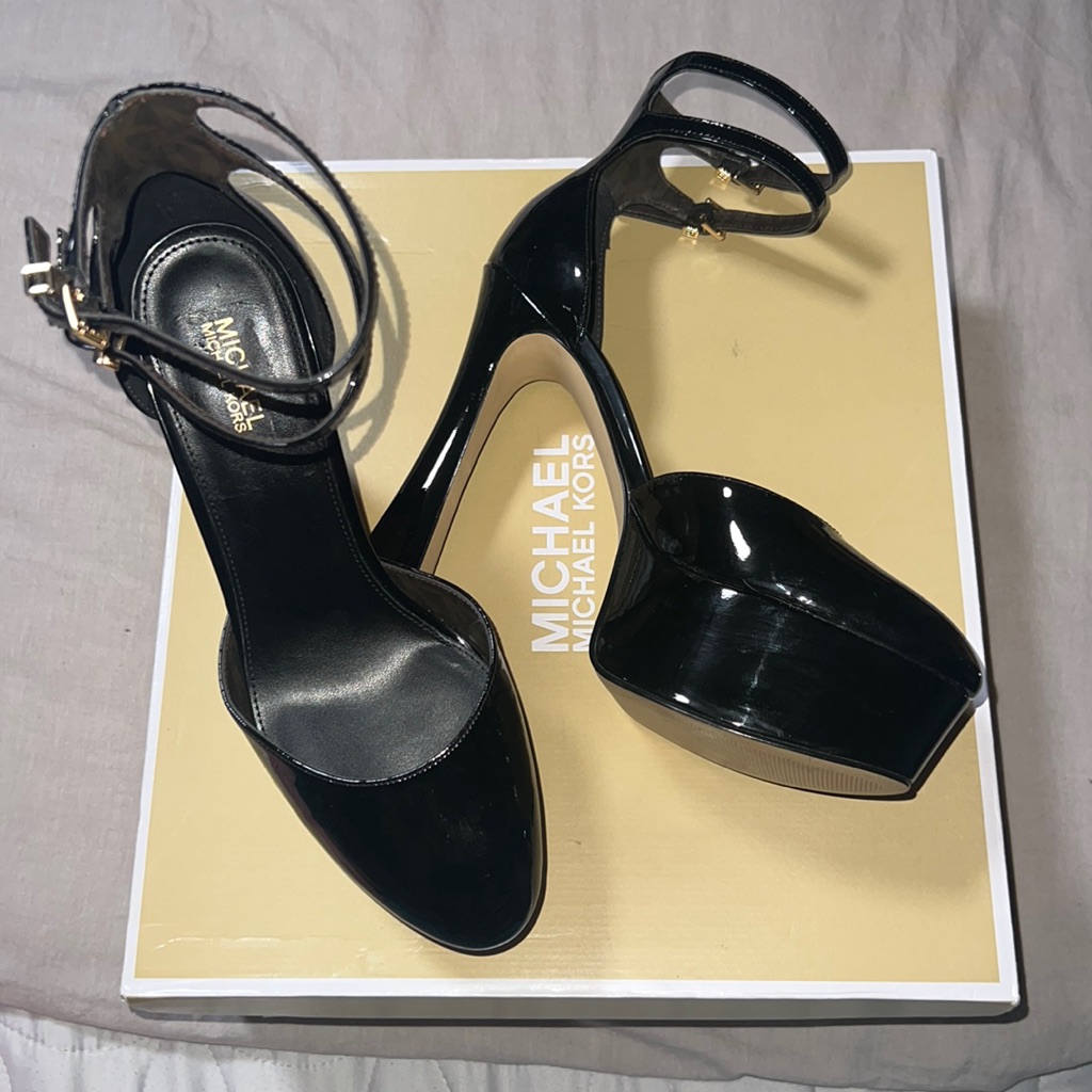 Michael Kors Black Heels Platform.